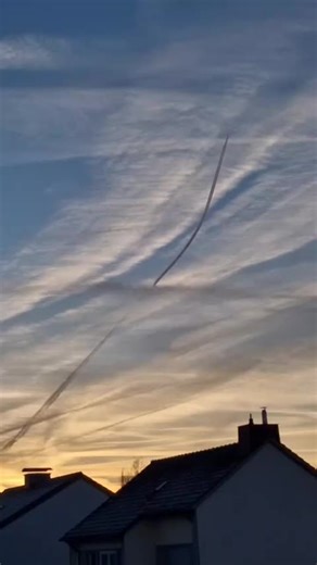 Look up 🙄 👆 #lookup #skys