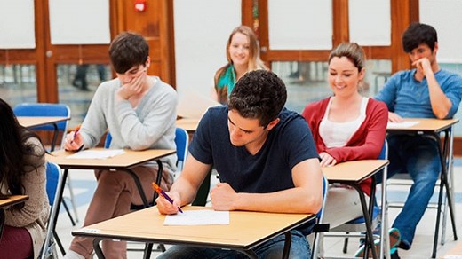 A Guide to Skimming vs. Scanning for IELTS Reading