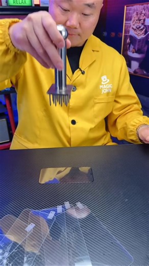 iPhone 17 Privacy Screen Protector – Anti-Fingerprint, Shockproof & Crystal Clear!#ScreenProtector