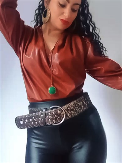 Belly Dancer Loretta loren (@lorettalorenbellydancer)’s videos with original sound - rodolphemanoukian_official