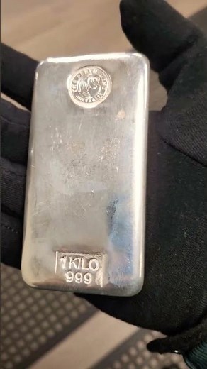 The Ultimate Silver Investment 💰 1 Kilo Silver Bar from The Perth Mint 🔥