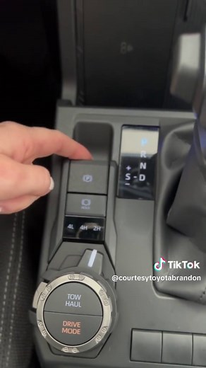 2025 Toyota 4Runner TRD Sport 4WD Review and Details