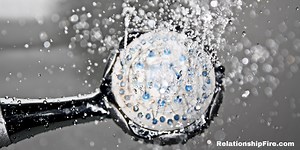 What Does It Feel Like To Shower With a Girlfriend? (Video) - RelationshipFire.com