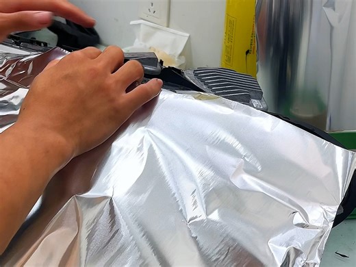 成都宝马x2改车灯案例：内侧假灯不亮改矩阵大灯原装位美观亮度提升四近四远