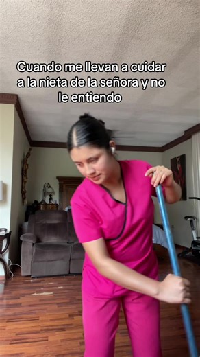 CUIDAR A LA NIETA: Confusión y humor en el trabajo