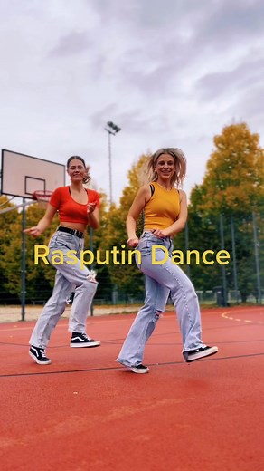 Rasputin Shuffle Dance in Münster | Autumn Edit