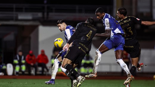 Casa Pia impõe primeira derrota ao FC Porto na I Liga: assista ao resumo do jogo
