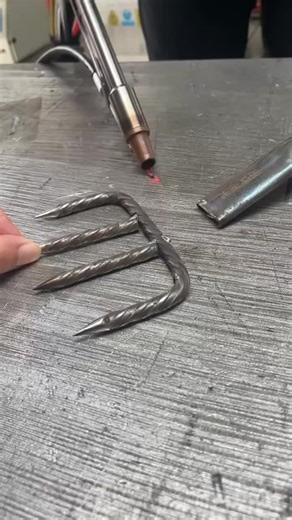 Funnylaser on Instagram: "Laser welding💥💥💥💥💥 #laser #welding #laserwelding #laserwelder #laserweldingmachine #3in1laserwelder #handheldlaserweldingmachine #industrial #technology #funnylaser #funlaser"