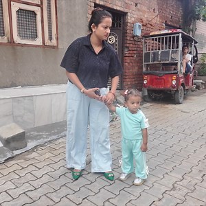 974K views · 23K reactions | Harshi ko bike wale ne mari takkar . . . . . #couplevlogs #mustwatch #vlogger #cctv #babygirl #priyajeetvlogs #jeetthakur #viralvlog #familyvlogs | Jeet Thakur Pranks | Facebook