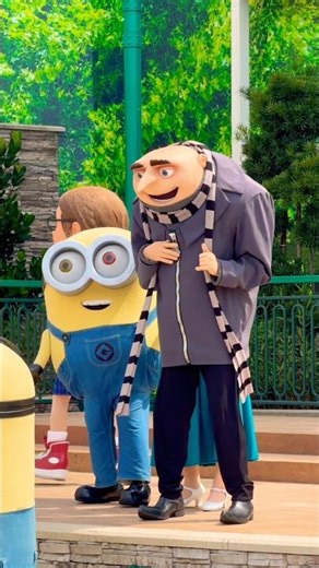 Meet & Greet with Gru, Lucy, Margo, Edith, Agnes and Minions | Universal Studios Singapore
