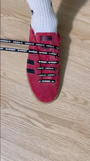 How to tie shoe laces in sneakers #adidas #sneakers #shoes