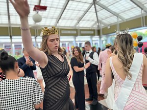 Prom 2024: Great Kills High School P37R dance and dine (131 photos)