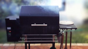 5 meilleures marques de fumoirs BBQ | Un guide d'achat complet