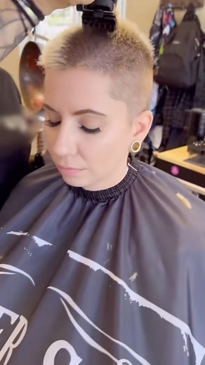 94K views · 907 reactions | Fresh buzz at the barbers  #buzzcutwomen #rockthatbuzz #girlswithshavedheads #girlswithshavedhair #girlswithshorthair #newhair #freshhair #haircut #shorthairstyle #shorthairideas #shorthaircut #shorthairdontcare #shorthair #shorthairrocks #hairinspo #hairinspiration #hairgoals #buzzcut #buzzcutgirl #barber #barbershop #barbergirl #naturalhair #naturalbeauty | rockthatbuzz | Facebook