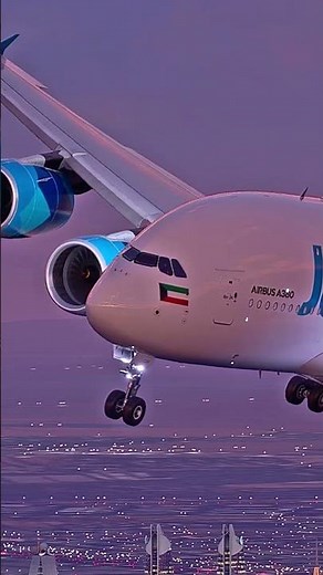 King of the Sky ✈️ A380 Flying Over Dubai 🌆 | Amazing Flight Views #shorts