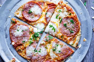 Easy Tortilla Pizza Recipe - The Kitchen Girl