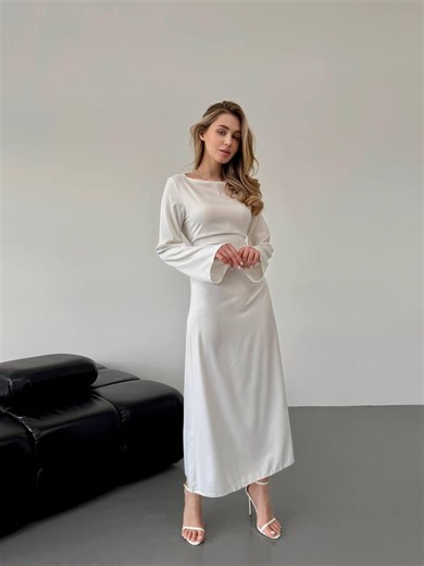 White Silk Maxi Dress With Open Back, Elegant Backless Evening Gown, Minimalist Bridal Dress, Formal White Party Dress for Women - Etsy