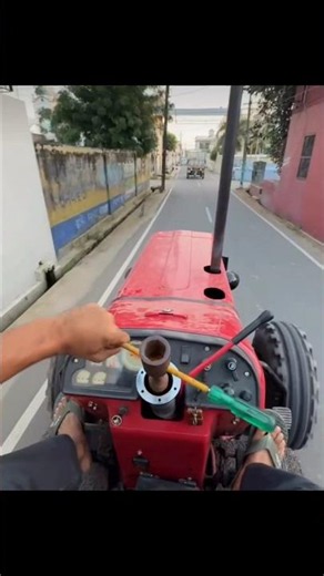 Mahindra tractor drive a without string 👿#mahindra #tractor #viralvideo
