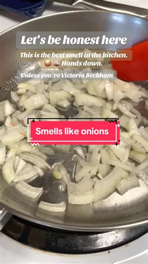 The scent of sautéed onion and/or garlic is our favorite. Smells heavenly. Taste fabulous. #healthy #goodforyou #cooktok #aroma #breatheitin