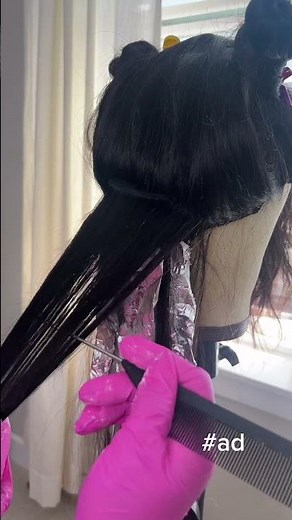 3 easy steps to add highlights for a wig transformation with BW2+ powder lightener #wigs #ClairolPro