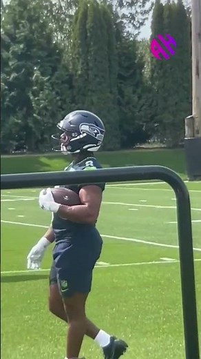 First-Round Pick Jadarian Price HITS THE FIELD at Seahawks Rookie Minicamp