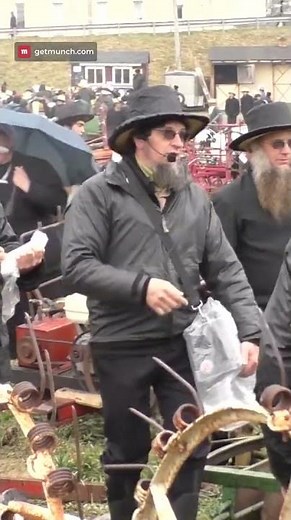 Fast Talking Amish Auctioneer