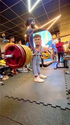 I dedicate this video to all gym bros.💪🏼