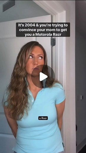 AT&T on Instagram: "I can finally be dramatic again with a flip phone 💁‍♀️ The new @motorolaus razr+ is available @att #razr #FlipTheScript #ATTInfluencer"