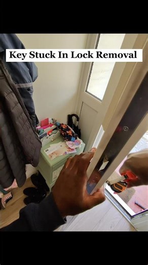 Key Stuck In Lock – Lock Replacement Fix in Coulsdon CR5