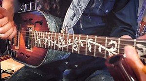 I've always loved R. L. Burnside's "Poor Boy a Long Way from Home" and have been getting a lot of requests for a cover of it. R.L.'s fingerpicking style is so percussive and rhythmic, so when I adapted the tune for slide guitar, I knew I'd have to keep that solid rhythm as the foundation of the song. Hope you dig it. TUNING: Open D: D-A-D-F#-A-D GEAR: • 6-String Washtub Guitar • Hughes & Kettner Grand Meister 40 Deluxe amp • Justin Johnson Signature Guitar Slides | Justin Johnson