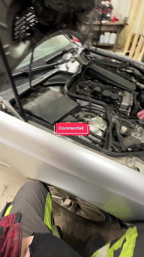 Common Failures of the Mercedes-Benz W211