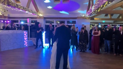 433K views · 5.7K reactions | FULL VIDEO: Chris Martin with a surprise performance of All My Love at a wedding last night ❤️ https://vm.tiktok.com/ZGdaEDrEu | Coldplay Xtra | Facebook