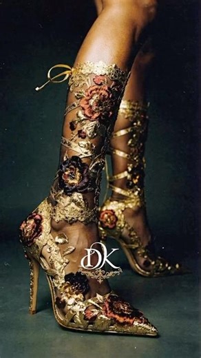 Sample design for Versace #versace #vogue #voguestyle would you want to wear them?