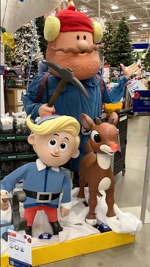 Lowe’s Rudolph the Red-Nosed Reindeer, Hermey, and Yukon Animatronics #loweschristmas #rudolph