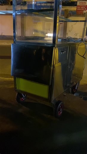 Lần đầu mình quay nên còn bỡ ngỡ,góc quay chưa đẹp nênmong mọi người thông cảm#trending #xuhuongtiktok #khoinghiep #banhmiheoquay #banhmi #xh #bread #xu #xuhuong #banhhoiheoquay