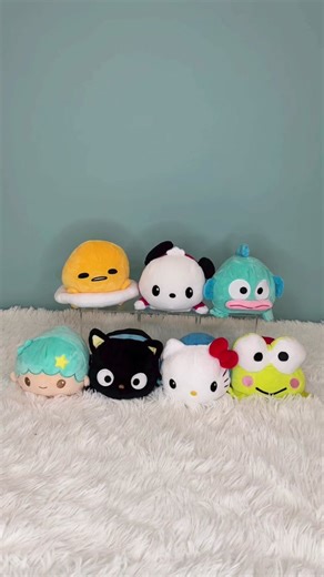 Therapy dupe 💞 Collect all your fave reversible plushies at Sanrio.com. Link in bio. #sanrio #plush