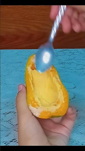 🥭 You HAVE to try this frozen mango trend! 🤩Pro tip: Add a little honey to the milk..makes it sweet