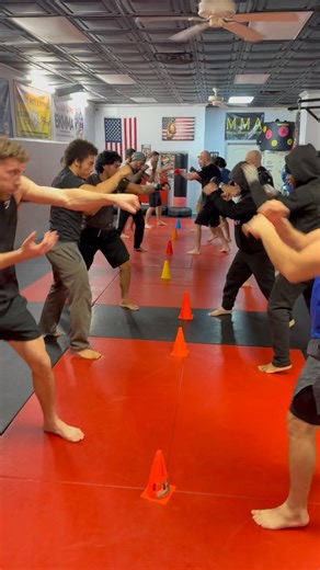 Quick reaction drill #fighter #conditioning #fitness #mma #training #sprawl #wrestling #focus