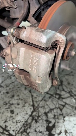 Essential Mechanic Tips for Car Maintenance