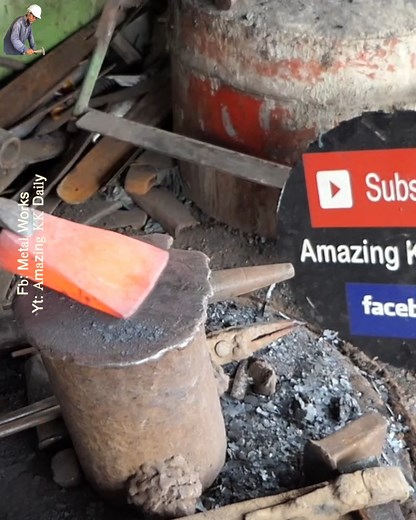 How to make a Khmer cool cross handled axe #howto #metalworks | METAL WORKS