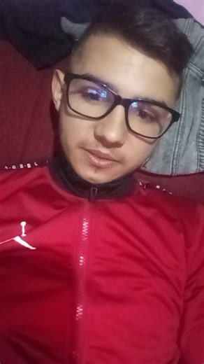 Videoclipuri postate de Robert Szente (@roberthenrietta) cu Anabela lui Cipri - Sandu Ciorba