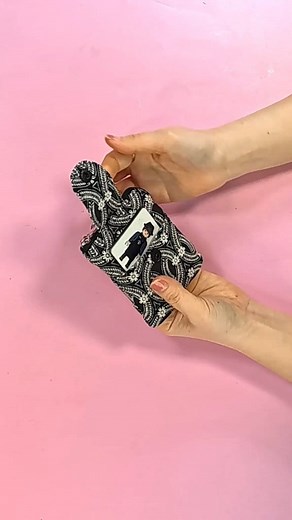 3.2K views · 27 reactions | Quick and Easy sewing tips/ Fabric mini wallet #sewingtutorial #bagmaker #diy #cardholder #cardwallet Finished size : 9cm x 11cm Materials Outer layer 11cm x 13cm 2 6cm x 8cm 2 11cm x 17cm 1 Lining 11cm x 13cm 2 zipper 11cm snap button 13mm O ring interfacing (it is similar to 'Pellon 987F" or Vilene H630') 9cm x 11cm 4cm x 6cm 9cm x 7.5cm | Tendersmile handmade | Facebook