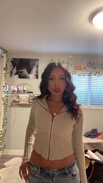 Lelo Fall Outfit Ideas for Chilly Days