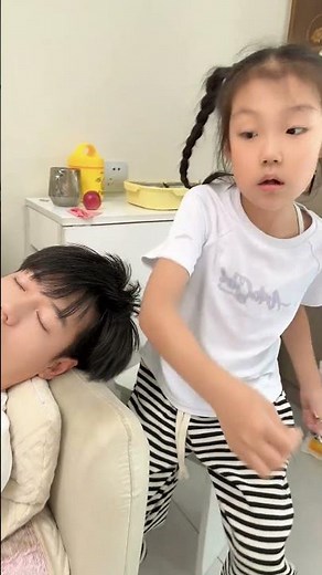 After sleeping, I feel so light and energetic. I had a very good sleep just now.