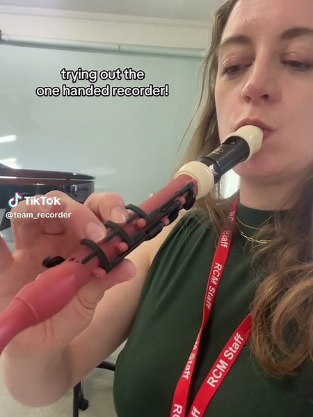 Trying the One-Handed Recorder from OHMI Trust