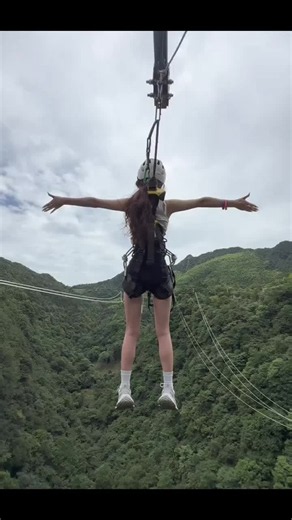 bungee jumping official please 🙏 viral video support me #viral_video #support_me #foryourpage #creatorsearchinsights