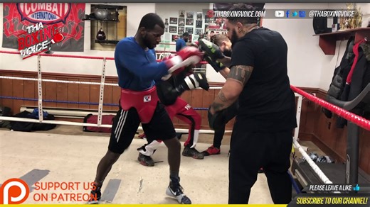 🔴 Hank Lundy like a machine doing pad work for Avery Sparrow fight❗️