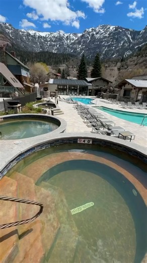 67K views · 467 reactions | Who is ready for some spring soaking? The weather is warming up, but the crowds have yet to come. Spring is a quieter time in Ouray, making it the perfect time for a more private soaking experience. Learn More about this Soaking Spot: Twin Peaks Lodge and Hot Springs in VisitOuray Video Credit: @visuals.byveronica | Colorado Hot Springs Loop | Facebook