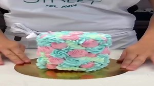 90K views · 1.6K reactions | She make a cute cake | Pie Bakery | Facebook