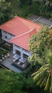 In havens of handcrafted elegance, experience how bespoke luxury, personalised service and heritage create extraordinary sojourns. | Capella Hotels and Resorts